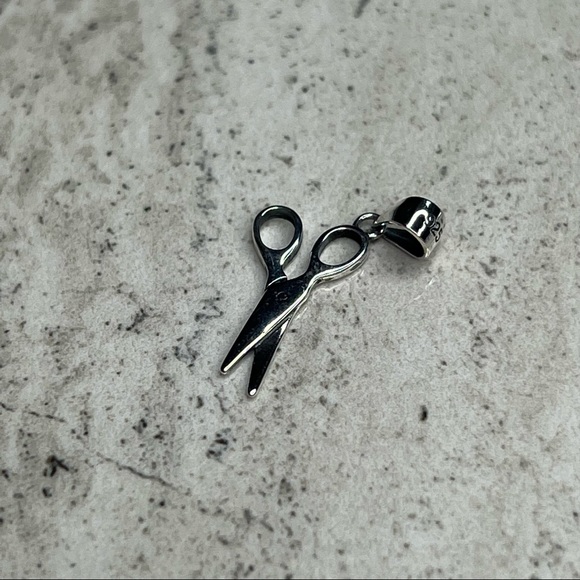 925 Sterling Silver Scissor Pendant - Picture 5 of 14